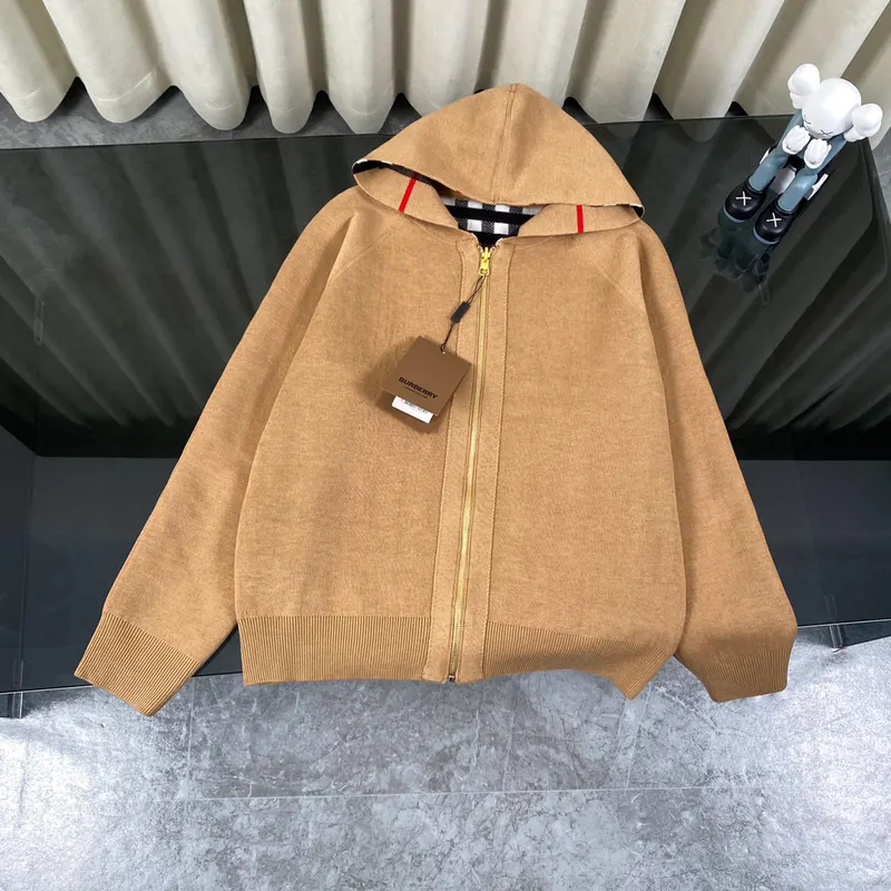 SKU102210