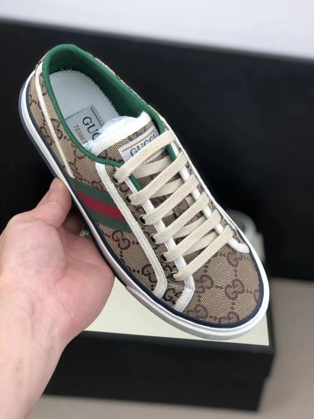 Gucci Sneakers