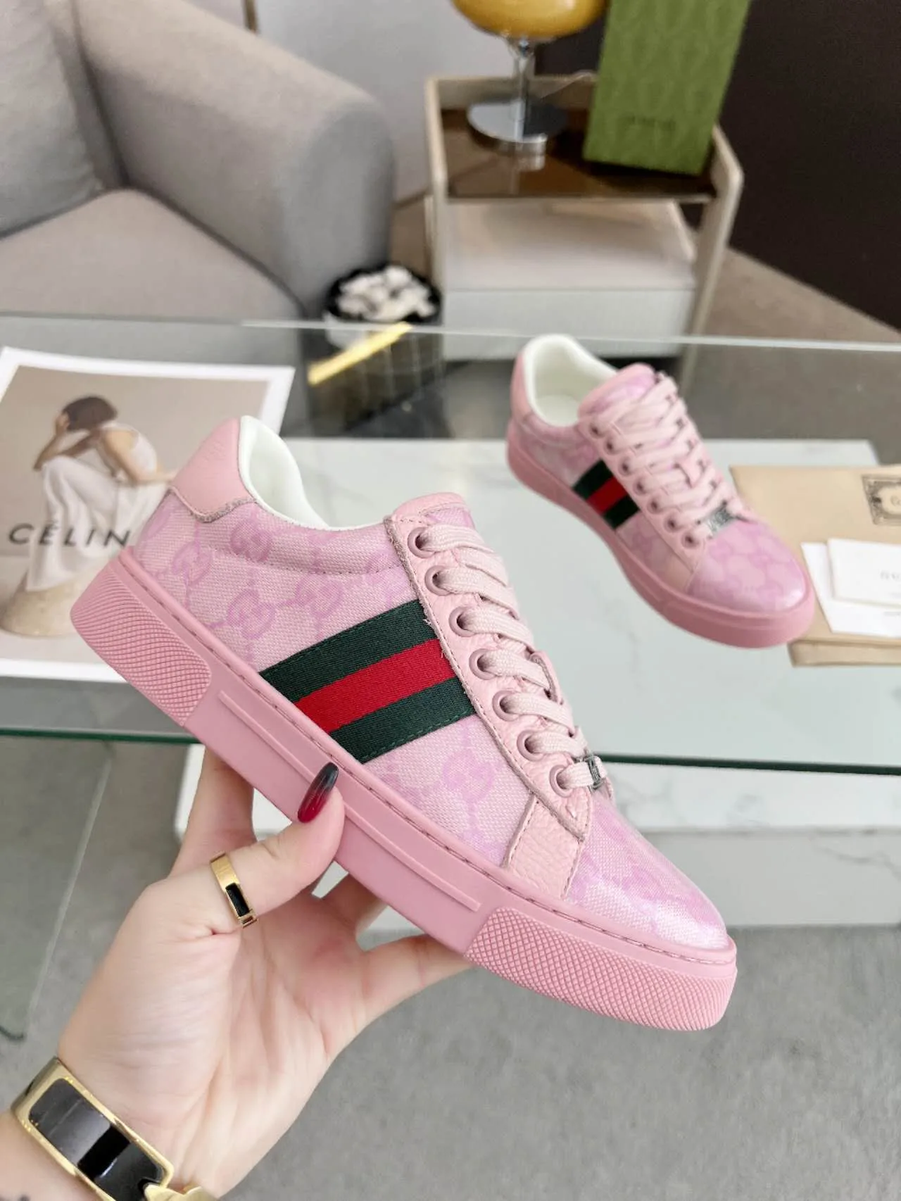 Gucci Sneakers