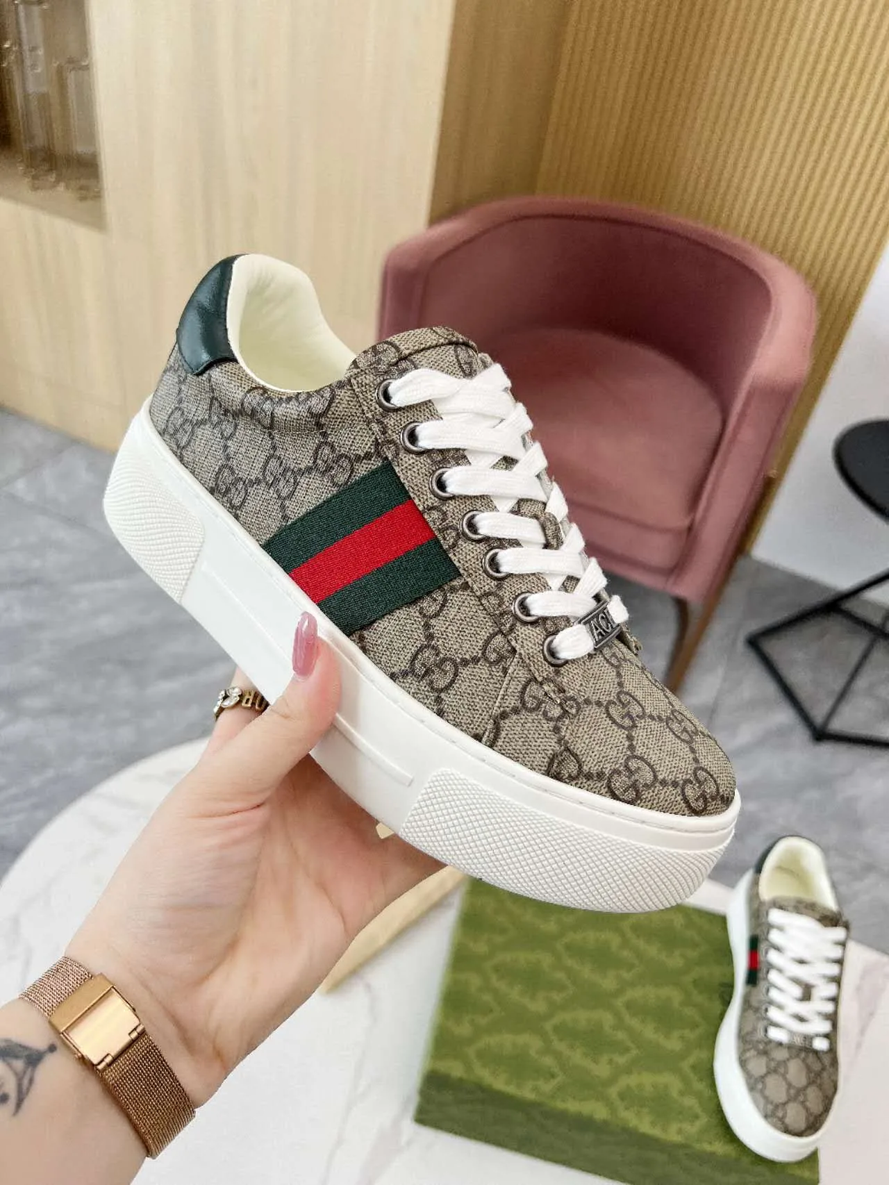 Gucci Sneakers