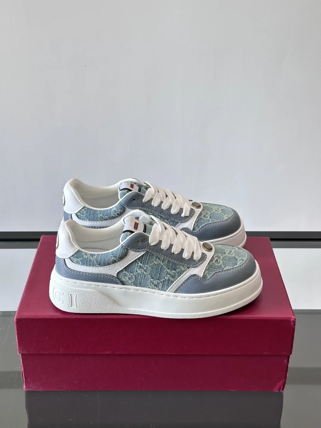 Gucci Sneakers
