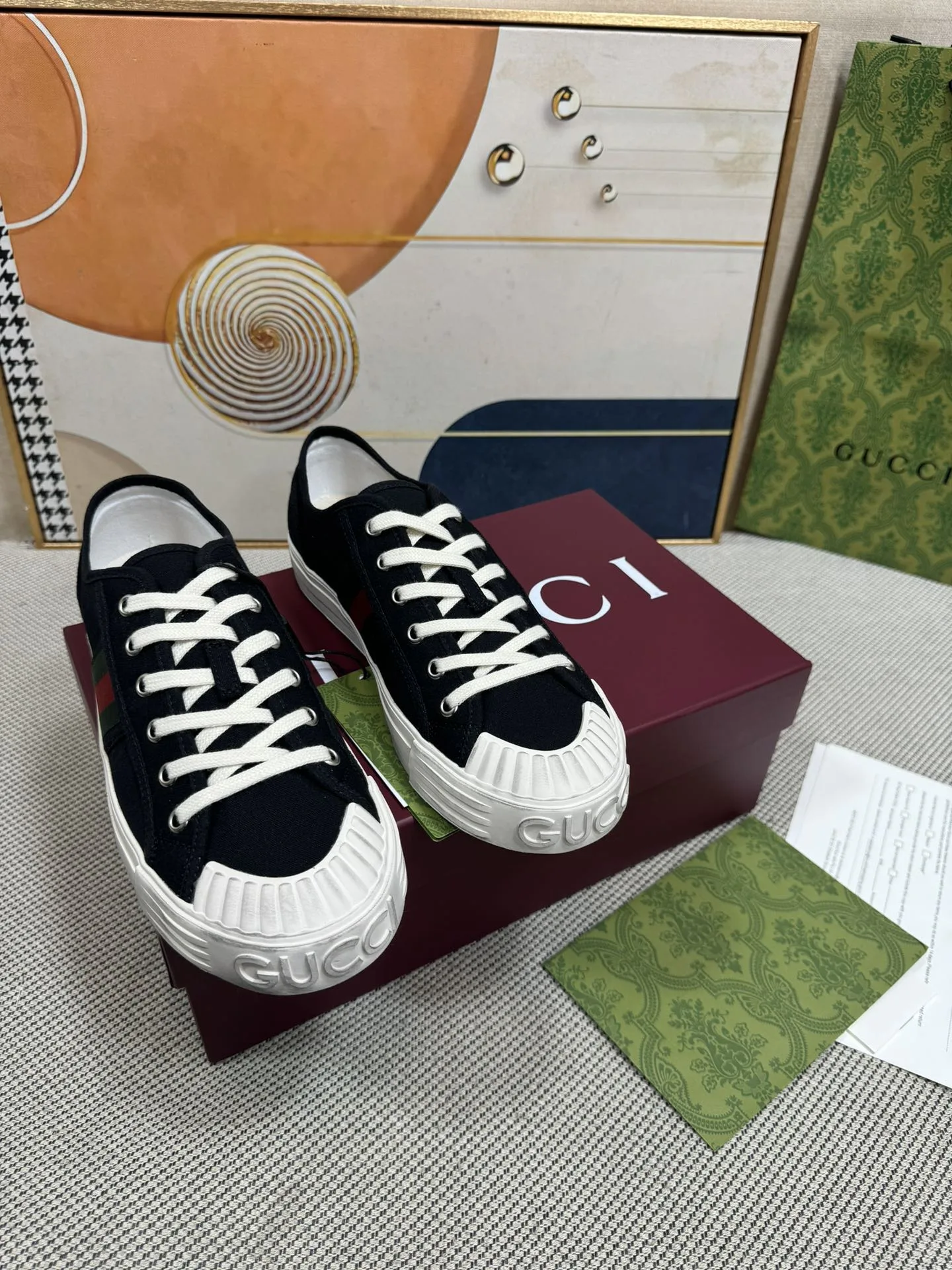 Gucci Sneakers