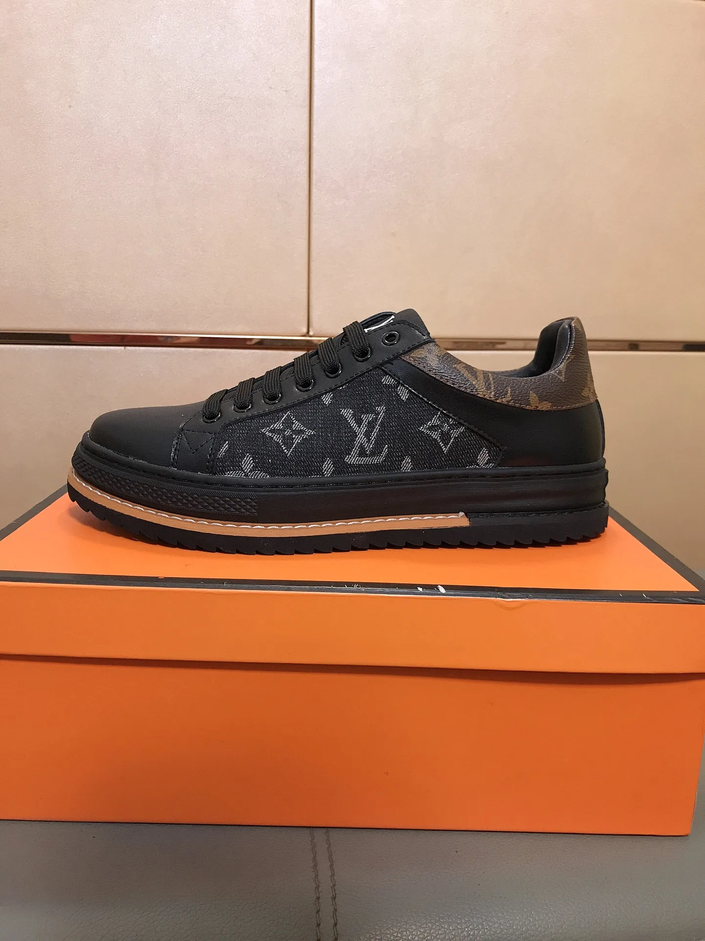 Louis Vuitton Casual Shoes