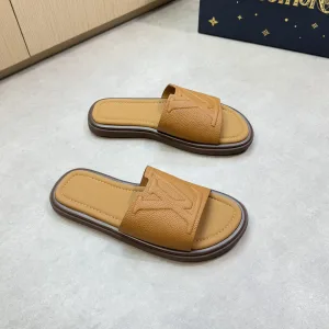 Louis Vuitton Slippers