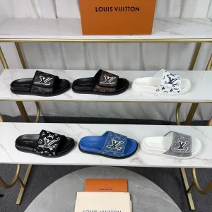 Louis Vuitton Slippers