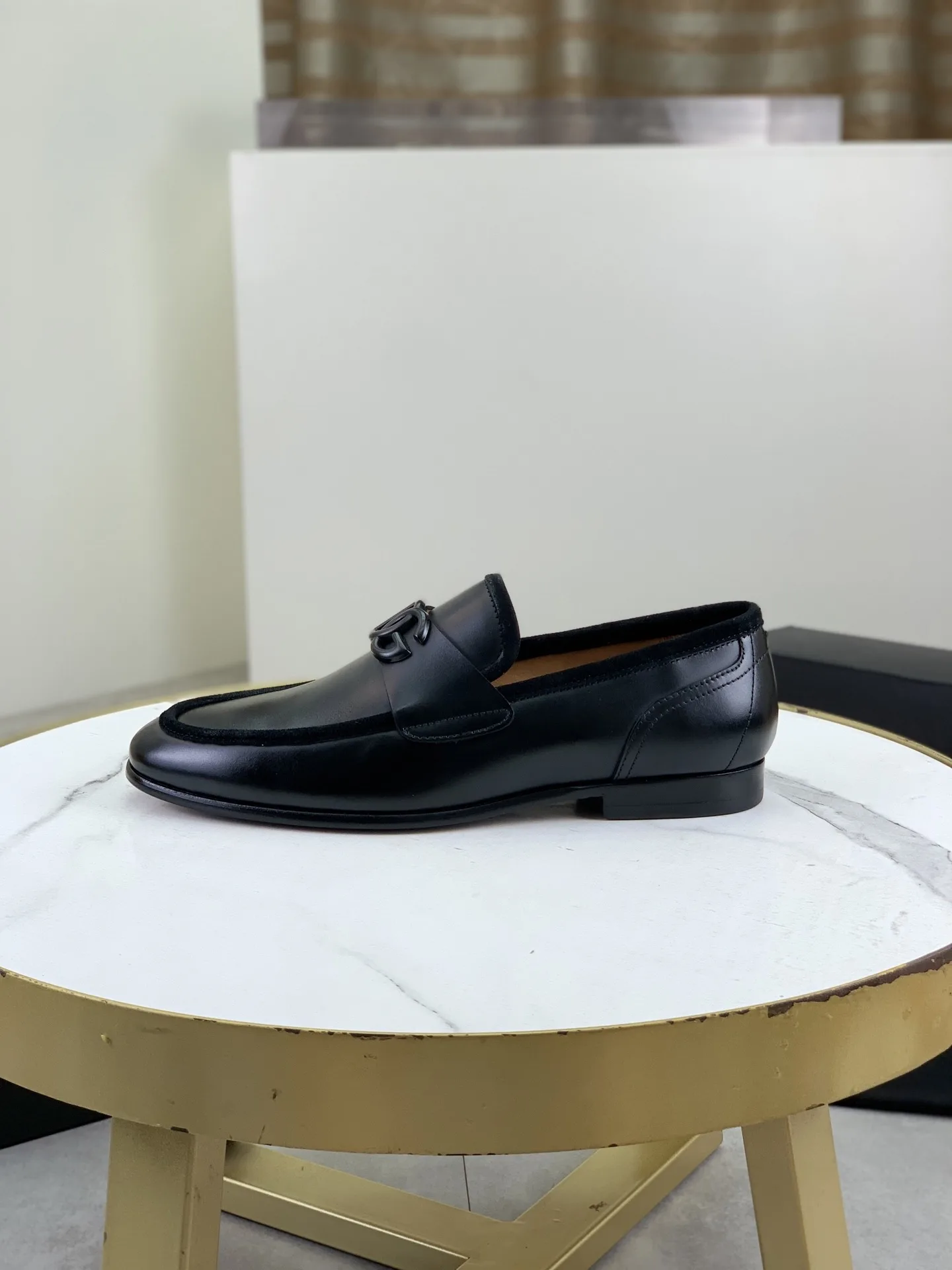 Dolce & Gabbana Leather Shoes