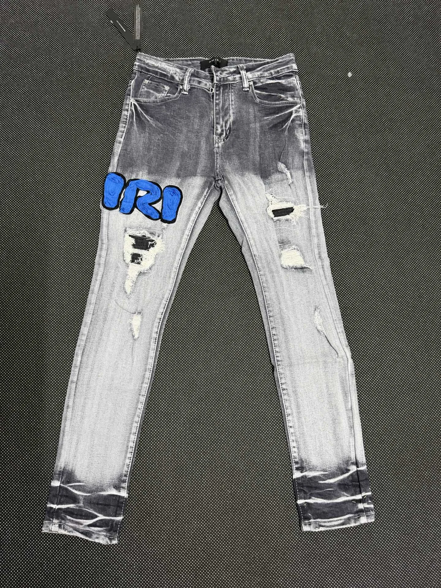 Ami Jeans