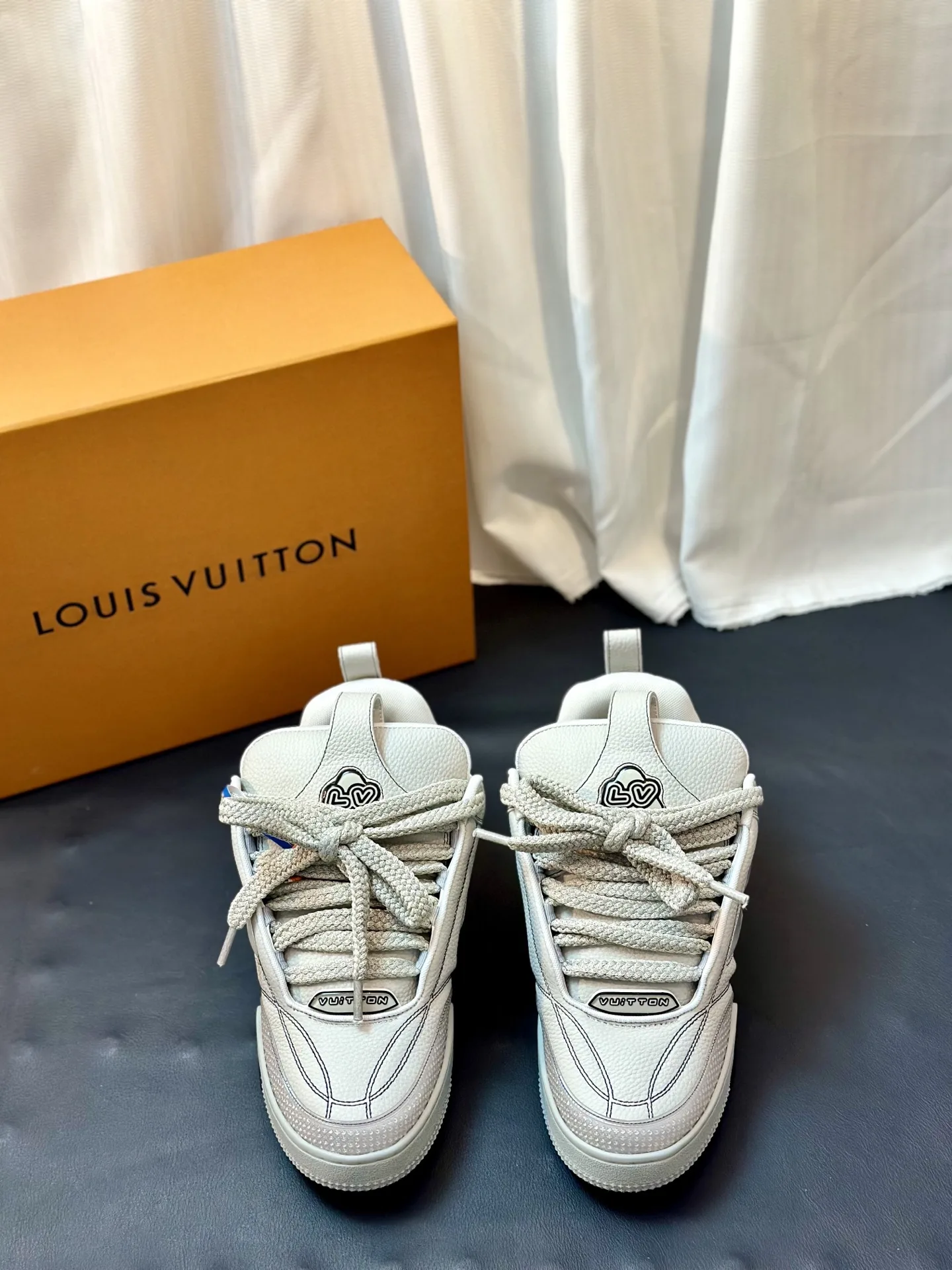 Louis Vuitton Sneakers