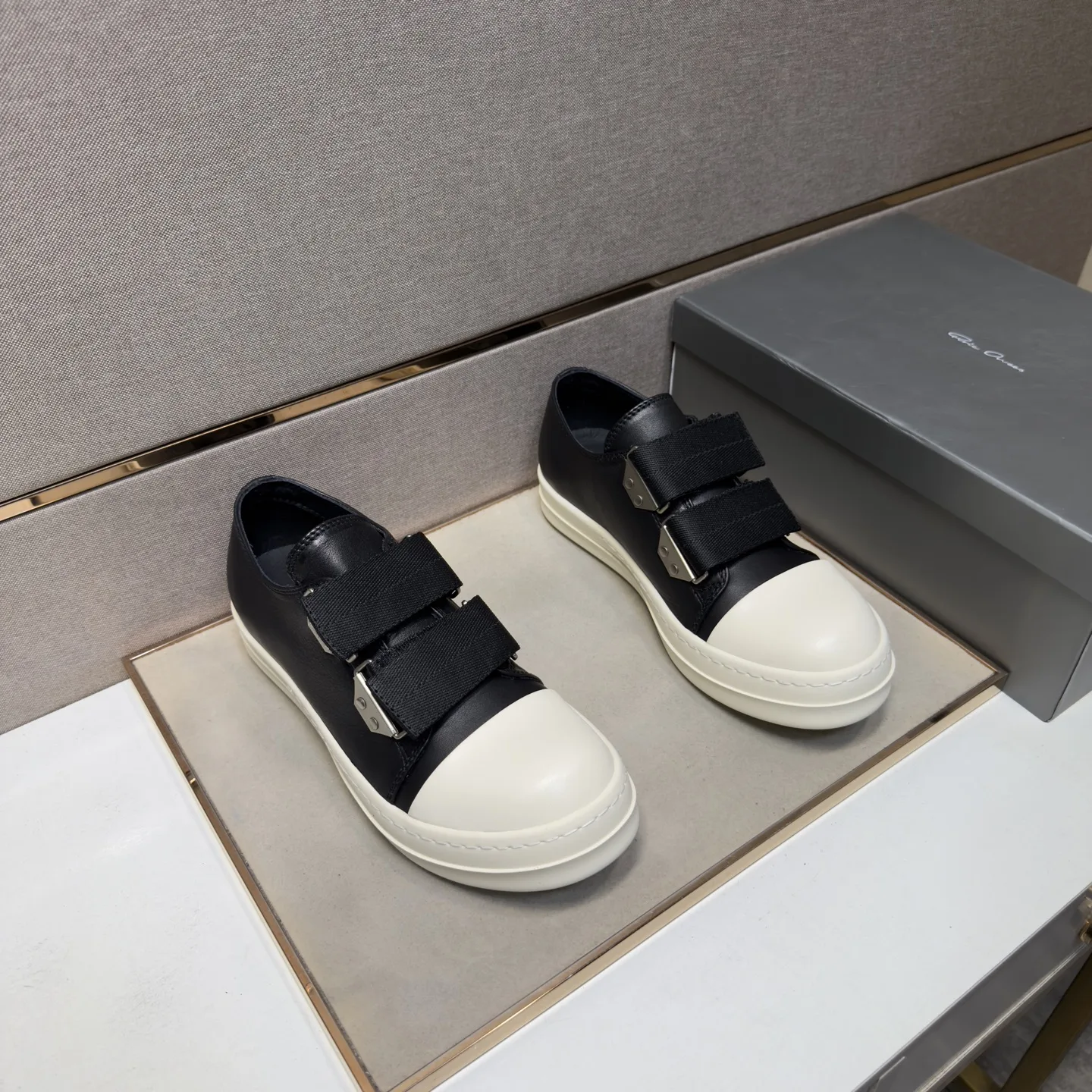 Vince Casual Shoes