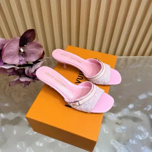 Louis Vuitton Slippers
