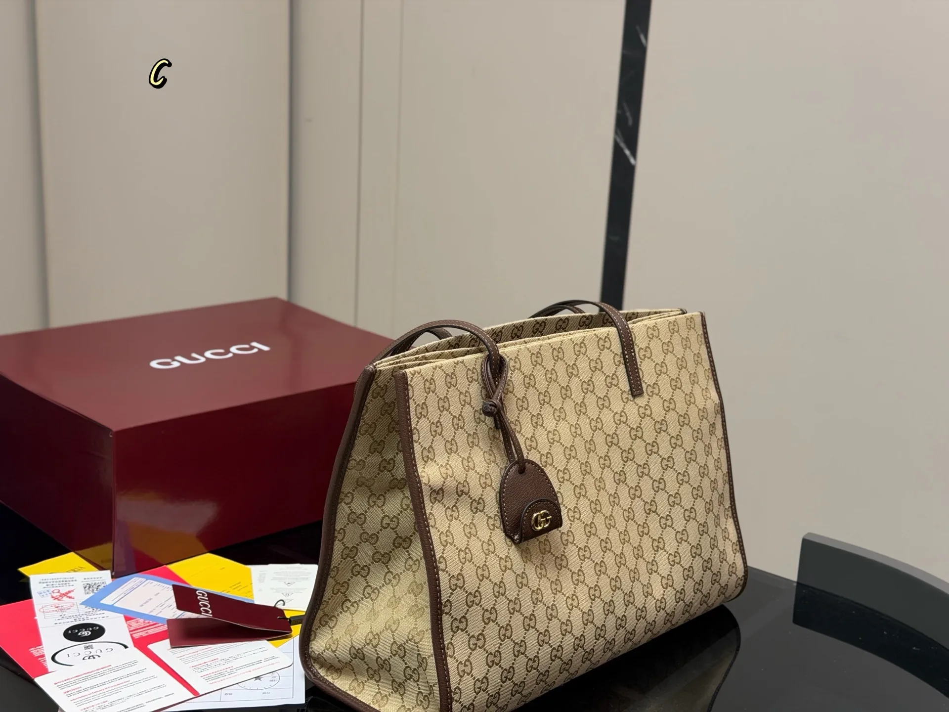 Gucci Shoulder Bag