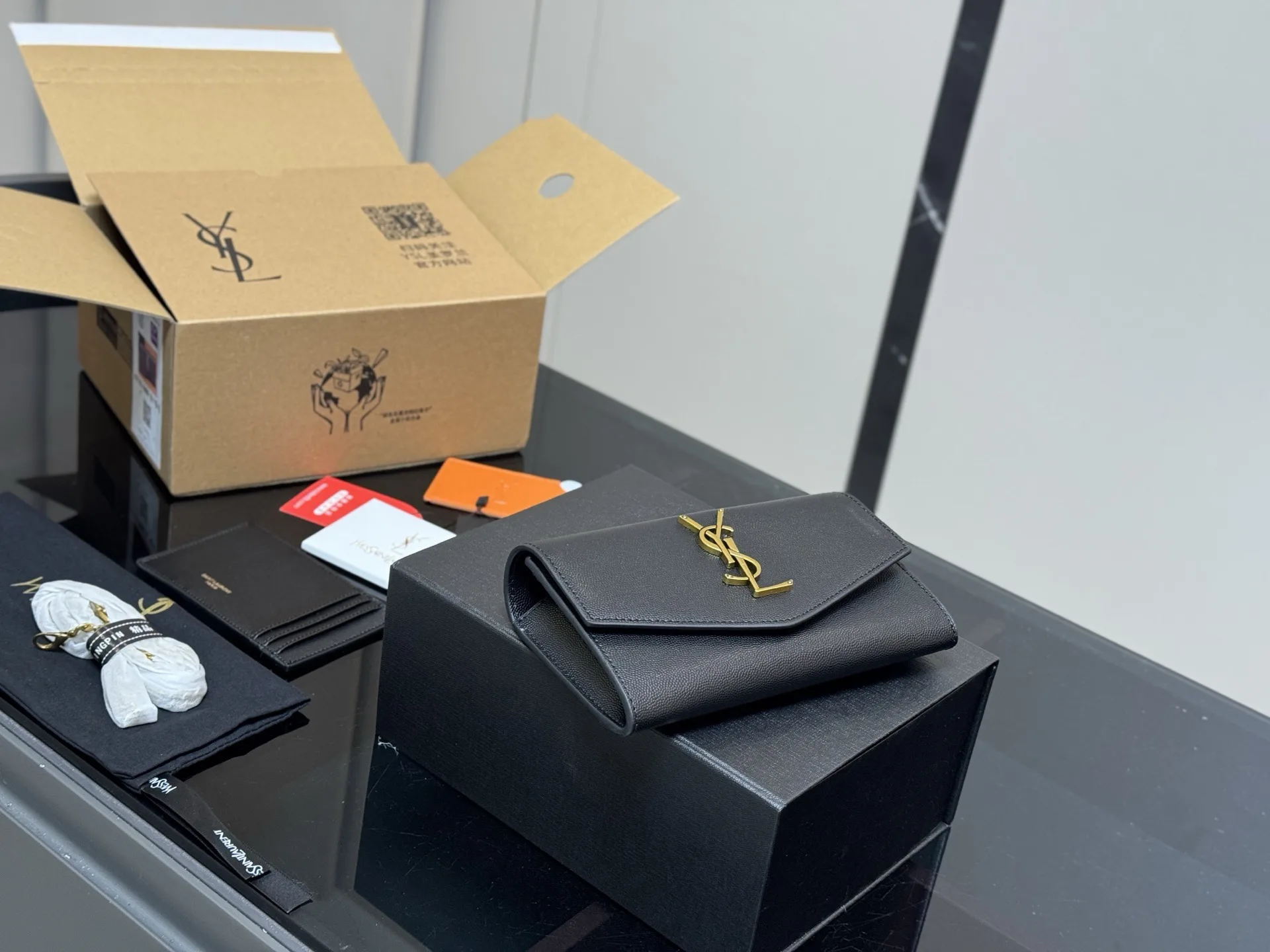 Saint Laurent Envelope